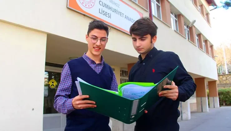 Meslek lisesi öğrencilerine kuyumculuk alanında yeni istihdam fırsatı